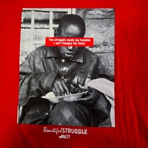 Mozzy XL.Red "beautiful struggle" tshirt